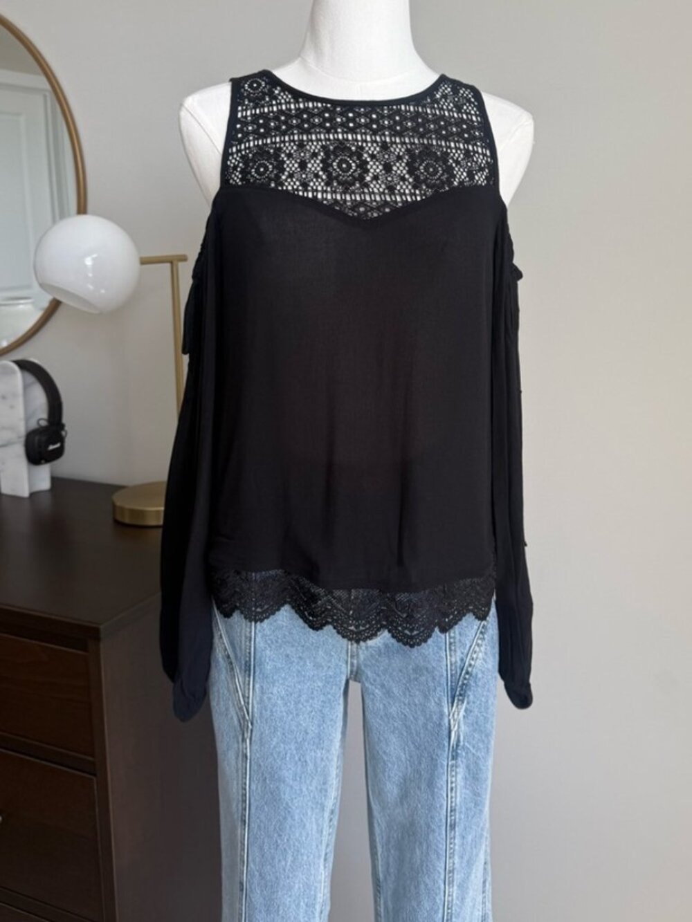 EXPRESS Black Lace Off-The-Shoulder Long Sleeve Blouse